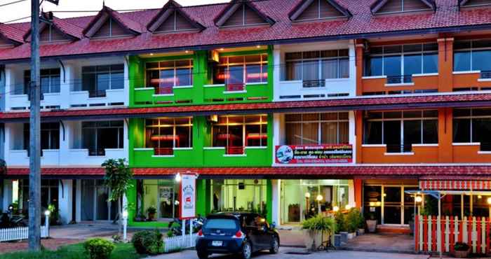 ภายนอกอาคาร Fandee Hostel Lanta