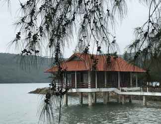 Bên ngoài 2 Banh Sua Island Stay