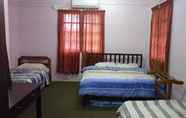 ห้องนอน 6 Homestay Sri Warisan 2