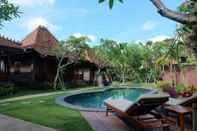 Swimming Pool Villa Hening Bali