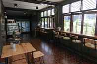 Bar, Cafe and Lounge BAAN KON PAI