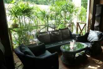 Lobi 4 Super Green Hotel