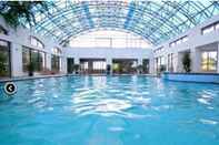 Swimming Pool Tan Da Spa Resort