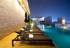 Swimming Pool 5 Seven Zea Chic Hotel