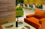 Lobi 7 Seven Zea Chic Hotel