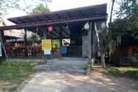 Lobby Family Huts Pai