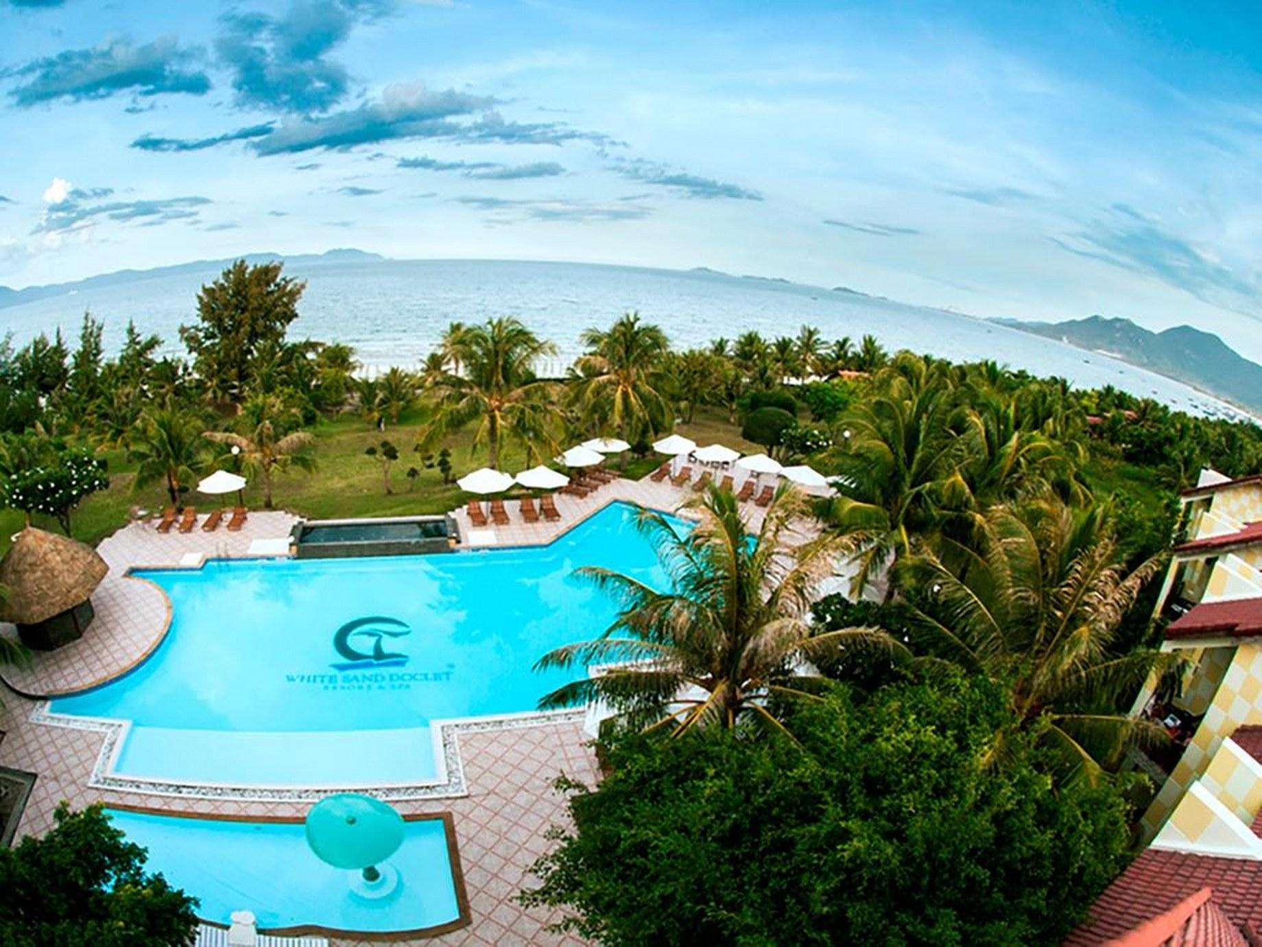 White Sand Doc Let Resort & Spa - khách sạn gần biển Dốc Lết”