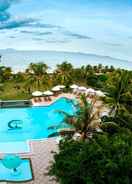 SWIMMING_POOL White Sand Doc Let Resort & Spa