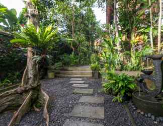 Lobby 2 Tropical Bali Hotel