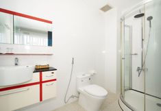 In-room Bathroom 6 Sunshine Boutique Hotel Phu My Hung