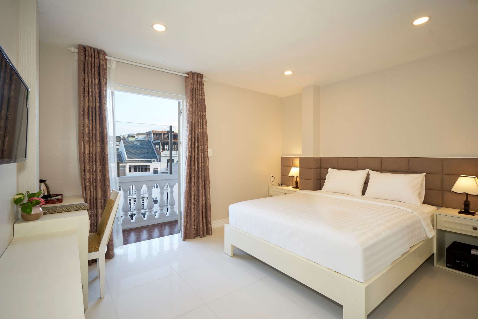 Sunshine Boutique Hotel Phú Mỹ Hưng - Khách sạn Quận 7 giá rẻ