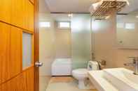 In-room Bathroom Sea Light Hotel
