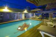 Swimming Pool Maple Leaf Hotel & Apartment