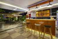 Bar, Kafe dan Lounge Maple Leaf Hotel & Apartment