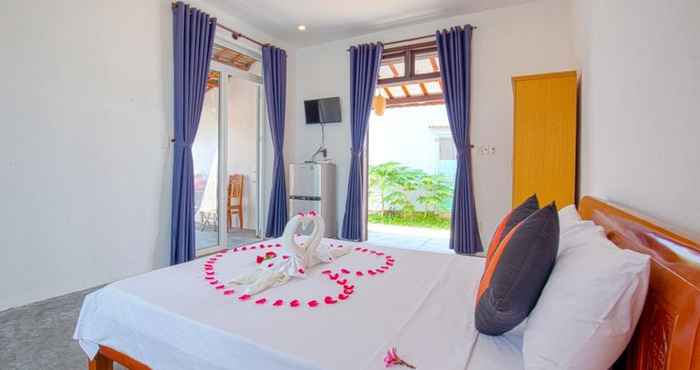 Bedroom An Bang Sunrise Beach Bungalow