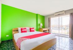 Bedroom 2 Green Beach Room