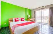 Bilik Tidur 2 Green Beach Room