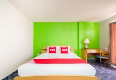 Bedroom 4 Green Beach Room