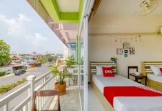 Kamar Tidur 4 Bann One Love