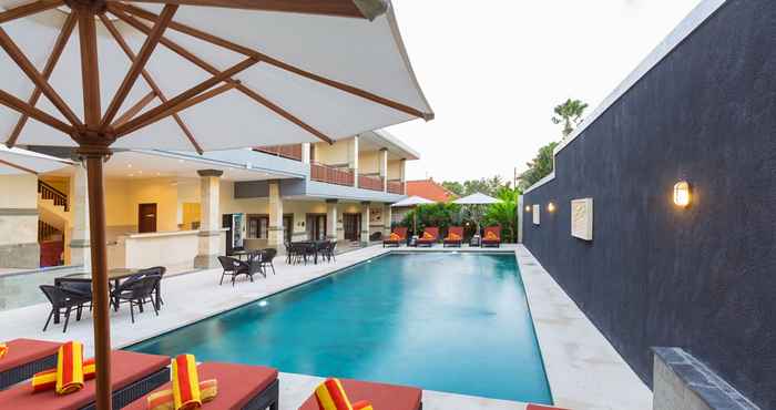 Swimming Pool Kubu Petitenget Suite