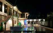 Swimming Pool 7 Al-Safina Kijal Beach Resort & Restaurant