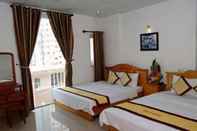 Kamar Tidur Golden Beach Hotel