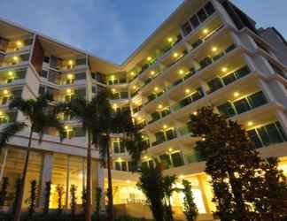 Luar Bangunan 2 Vareena Palace