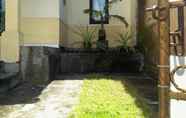 Exterior 3 Balangan Pratama Home Weekly Rent 2