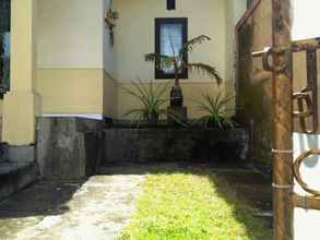 Exterior 4 Balangan Pratama Home Weekly Rent 2