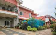 Bangunan 6 OYO 1156 Fanybella Homestay