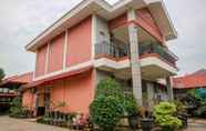 Bangunan 5 OYO 1156 Fanybella Homestay