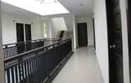 ล็อบบี้ 5 Modern Room near Stadion Utama Sepakbola Riau (D19)