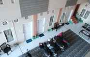 Lobby 4 Clean Room near RS Awal Bros Pekanbaru (LMB)