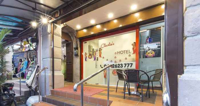 Bangunan Charlie's Budget Hotel