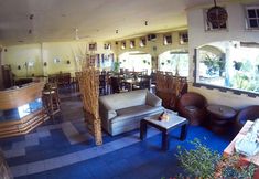 Restaurant 6 Hotel Griya Permai