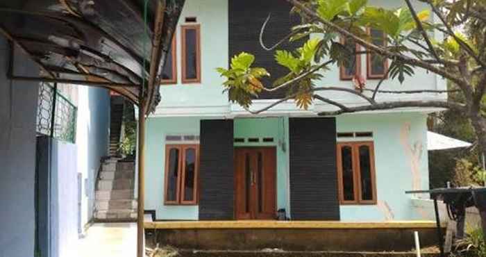 Bên ngoài Permata Cimahi Homestay