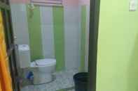 In-room Bathroom Economic Room at Kostel Syariah (AGS2)