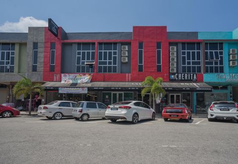 Exterior Capital O 90556 Hotel Cherita Rooms