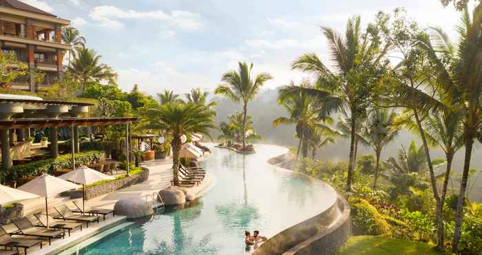 Kolam Renang Padma Resort Ubud