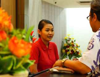 Lobby 2 Sumi Hotel Surabaya