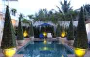 Kolam Renang 2 Phuket Boat Quay Boutique Hotel