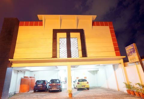 Bangunan D'Paragon Dwikora