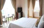 Bilik Tidur 3 Huong Binh Hotel