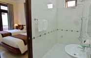 Toilet Kamar 5 Red Rose Villa