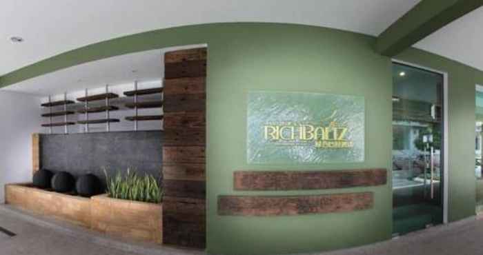 ภายนอกอาคาร Hotel Richbaliz