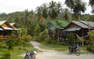 Lobby 3 Double Duke Bungalows