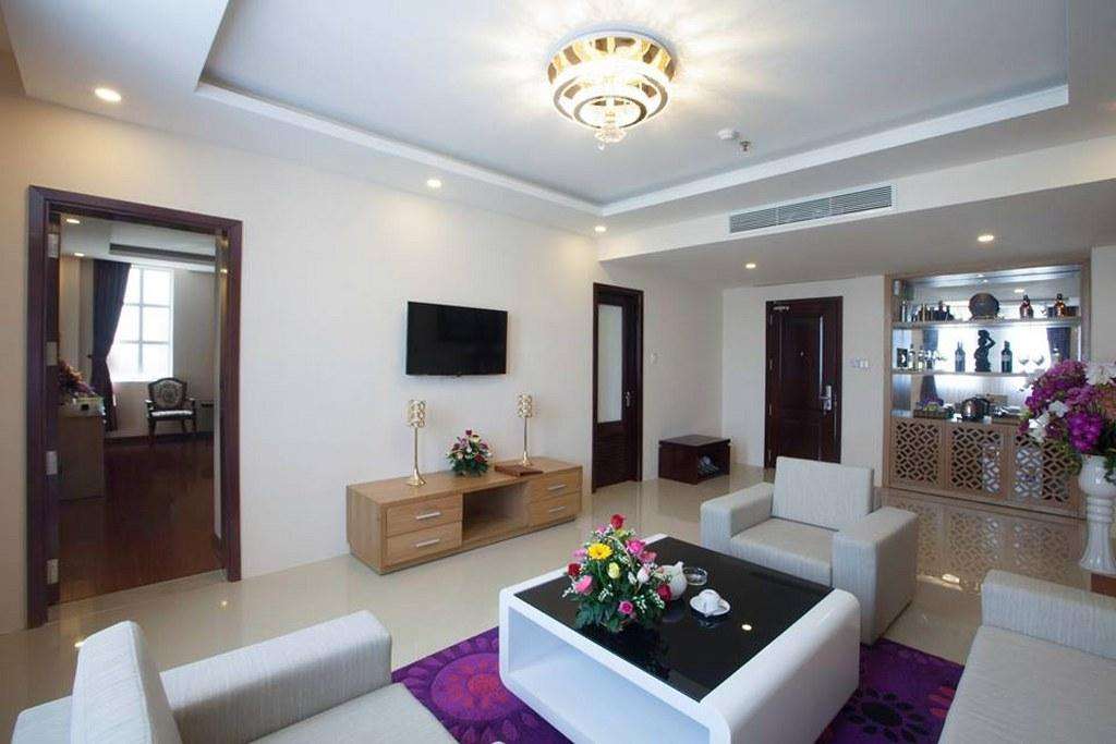 Khánh Linh Hotel - Khách sạn ở Pleiku