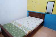 Bedroom Low-cost Room for Female Only close to Taman Yasmin Bogor (SRP)