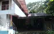 Exterior 7 Low-cost Room for Female Only close to Taman Yasmin Bogor (SRP)