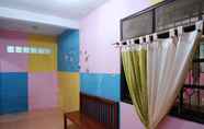 Sảnh chờ 2 Low-cost Room for Female Only close to Taman Yasmin Bogor (SRP)